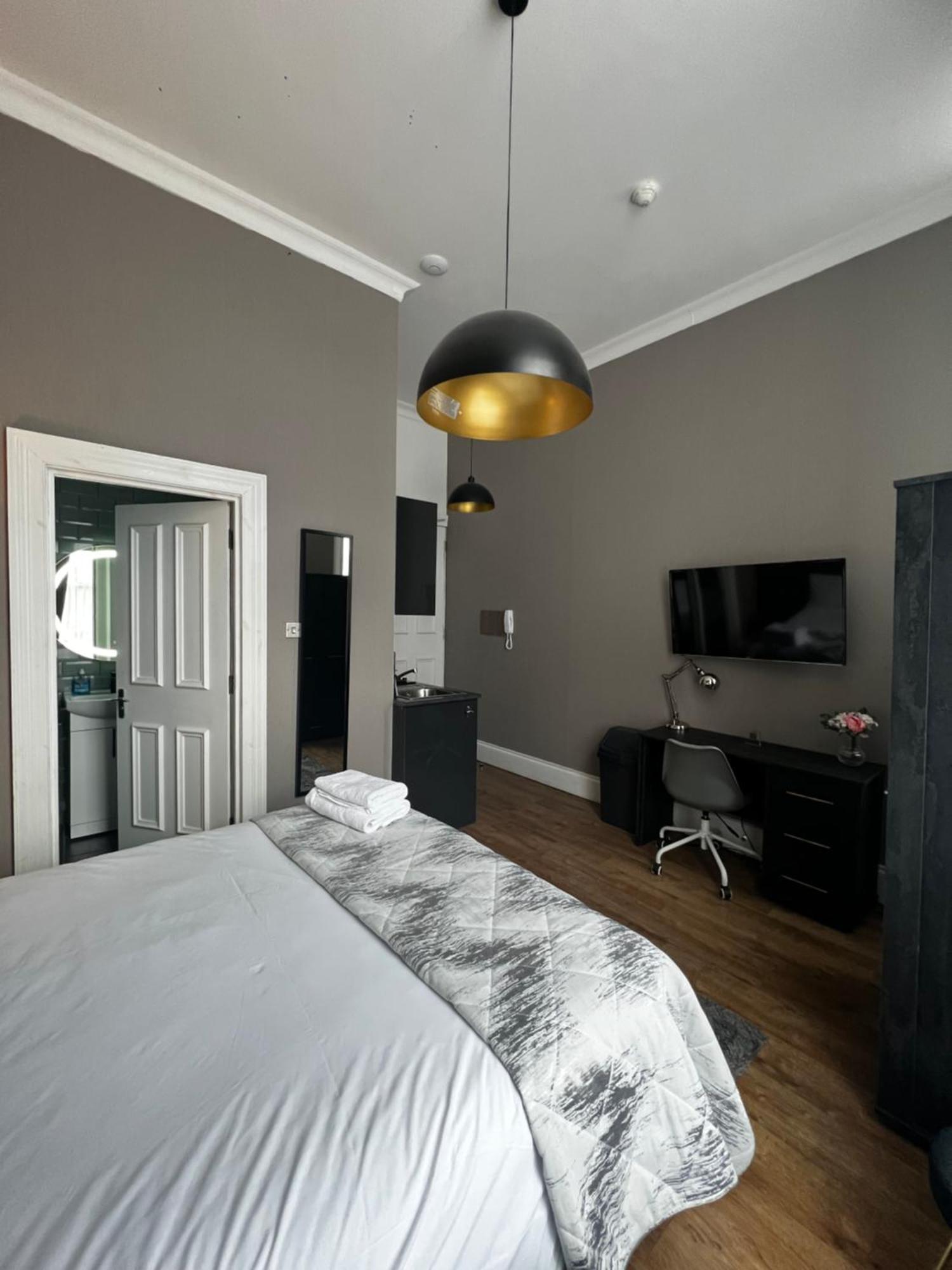 Amani Apartments - Glasgow City Centre Экстерьер фото