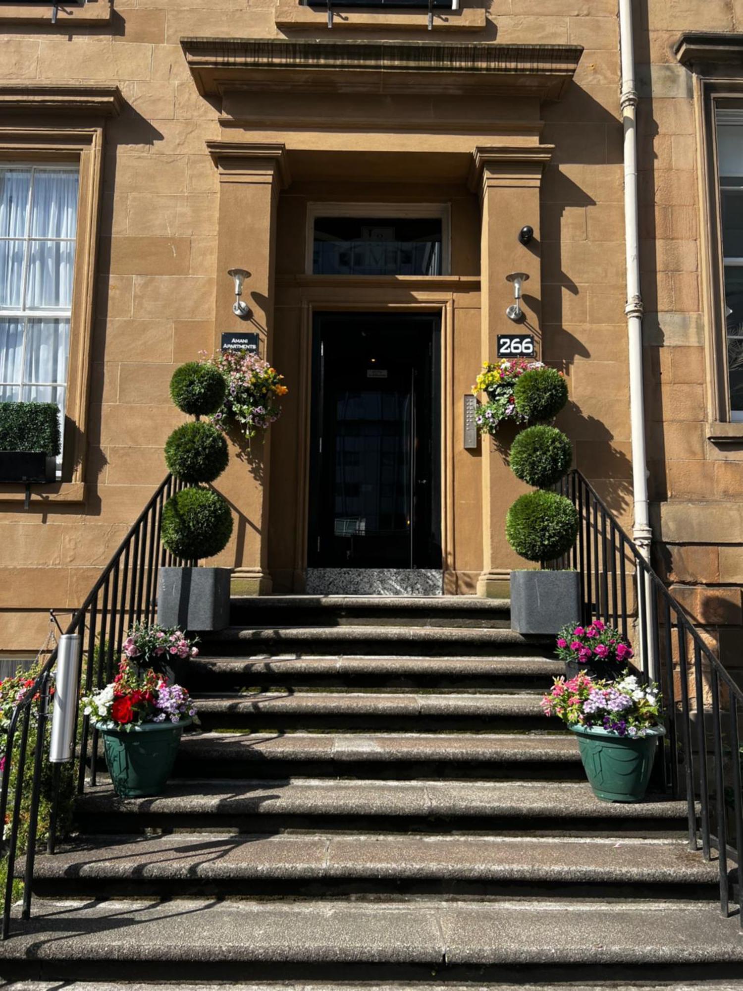 Amani Apartments - Glasgow City Centre Экстерьер фото