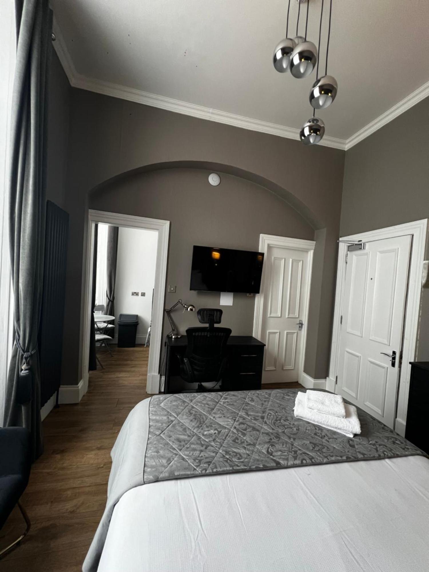 Amani Apartments - Glasgow City Centre Экстерьер фото
