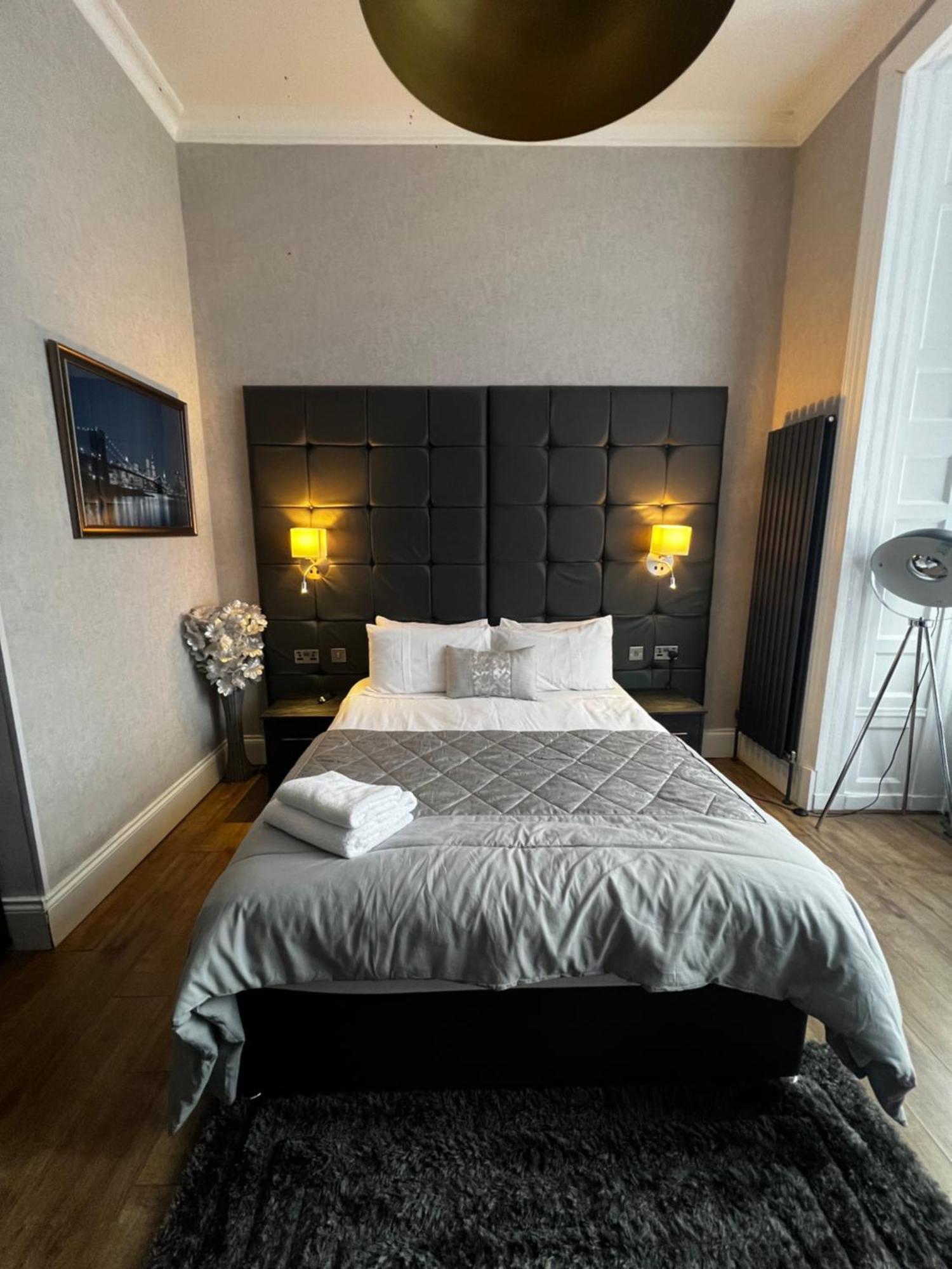 Amani Apartments - Glasgow City Centre Экстерьер фото